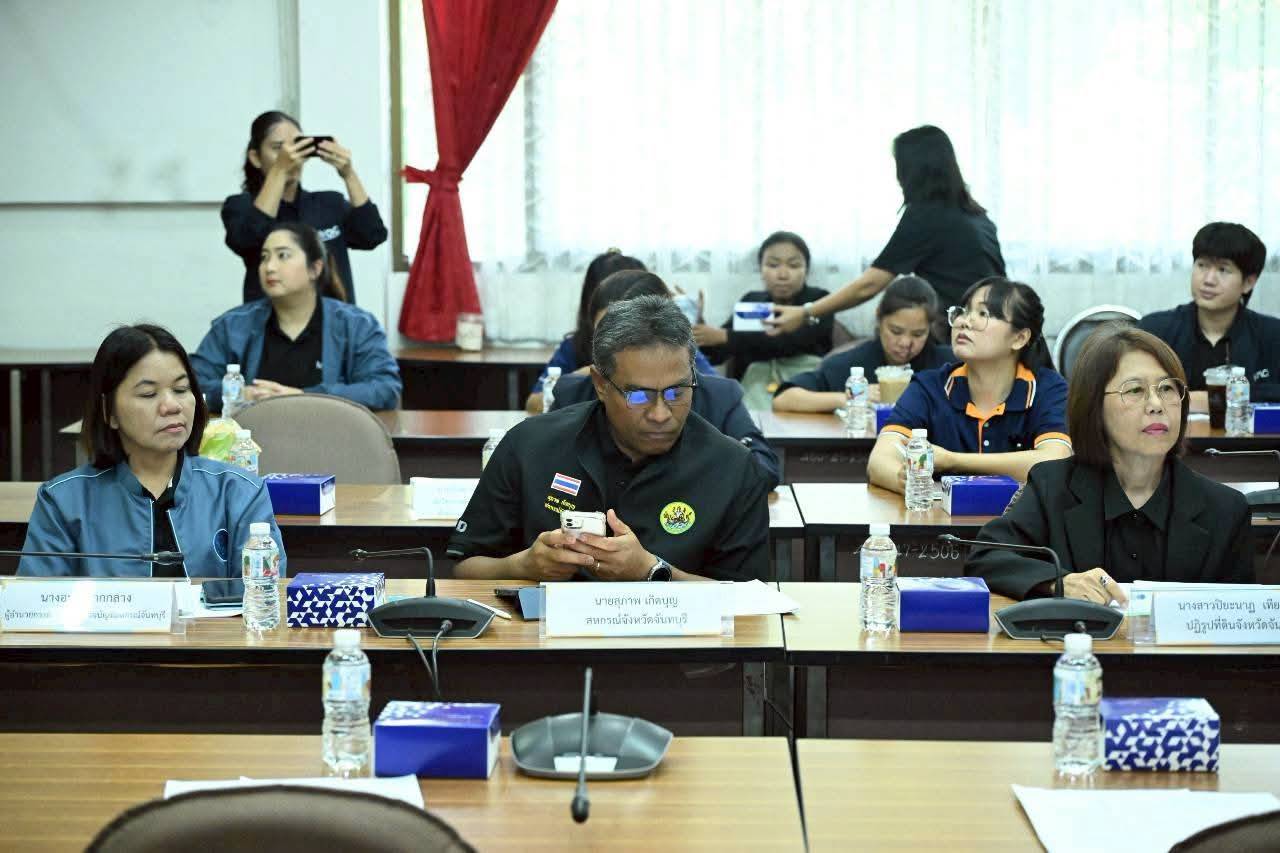 title - ส.ป.ก.ร่วมติดตามคาดการณ์สถานการณ์เกลือทะเล และประชุมคณะกรรมการพัฒนาเกลือทะเลไทย  และคณะทำงานภายใต้คณะกรรมการพัฒนาเกลือทะเลไทย (หารือพัฒนาระบบการผลิตและตลาดเกลือทะเลไทย)  